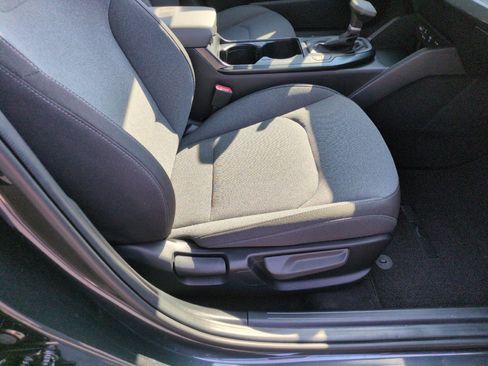 Used 2025 Kia K4 FWD image 27