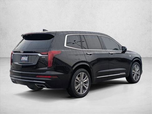 Used 2020 Cadillac XT6 Premium Luxury w/ Platinum Package image 5