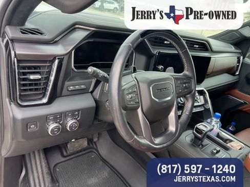Used 2023 GMC Sierra 1500 Denali Ultimate AWD/4WD image 9