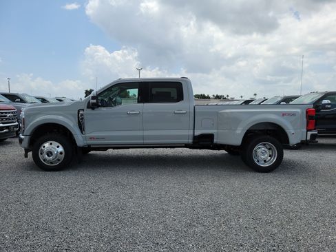 New 2026 Ford F450 Lariat w/ Lariat Ultimate Package AWD/4WD image 6