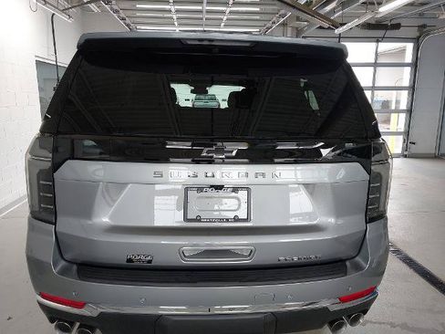 New 2026 Chevrolet Suburban Premier AWD/4WD image 33