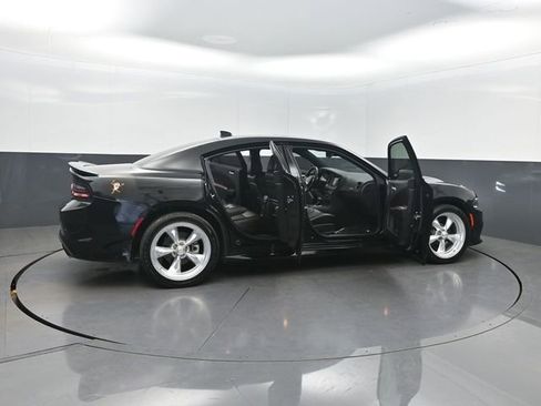 Used 2023 Dodge Charger R/T w/ Blacktop Package image 33
