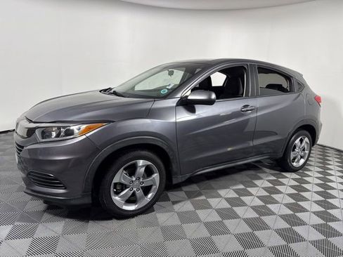 Used 2022 Honda HR-V LX image 2