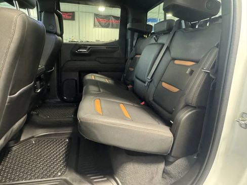 Used 2023 GMC Sierra 1500 AT4 w/ AT4 Premium Package AWD/4WD image 14