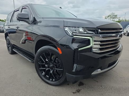 Used 2023 Chevrolet Tahoe High Country AWD/4WD image 3