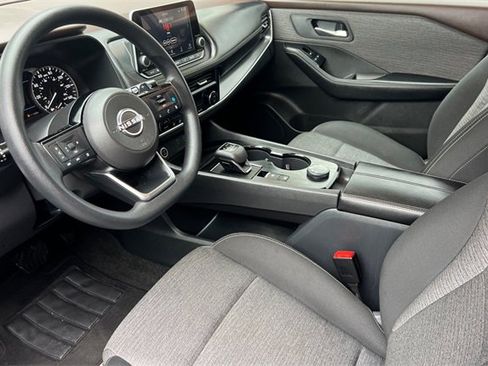 Used 2023 Nissan Rogue SV image 13