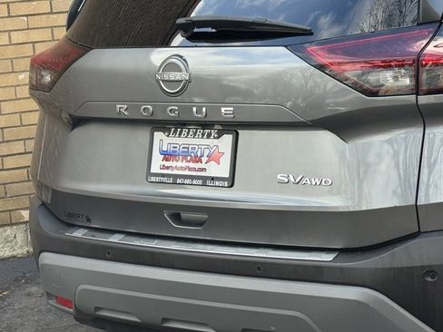 Used 2023 Nissan Rogue SV w/ SV Premium B Package image 14