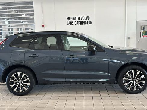 Used 2024 Volvo XC60 B5 Plus AWD/4WD image 4