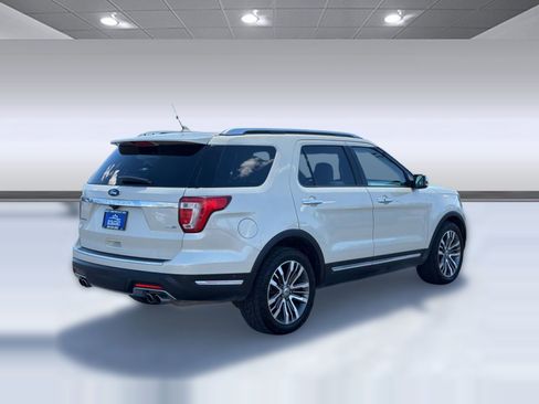 Used 2018 Ford Explorer Platinum AWD/4WD image 9