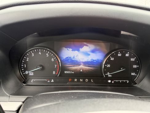 Used 2023 Ford Explorer XLT w/ Equipment Group 202A image 15