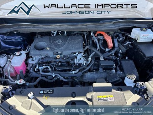 Used 2021 Toyota Sienna XLE w/ XLE Plus Package image 47