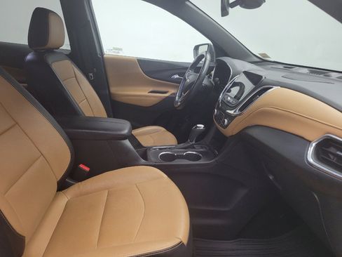 Used 2020 Chevrolet Equinox Premier image 21