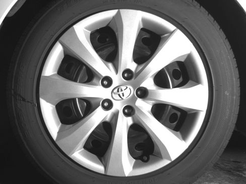 Used 2025 Toyota Corolla LE FWD image 12