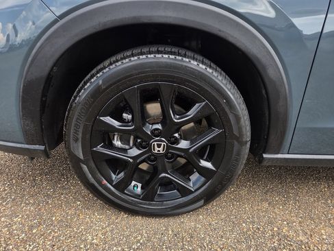 Certified 2025 Honda HR-V Sport image 24