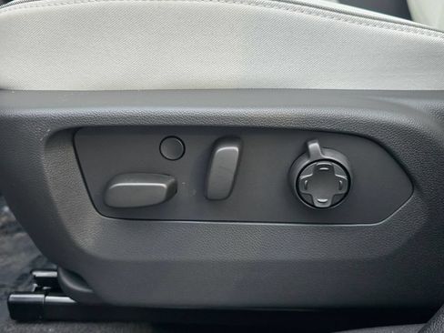 New 2026 Buick Envision Avenir AWD/4WD image 17
