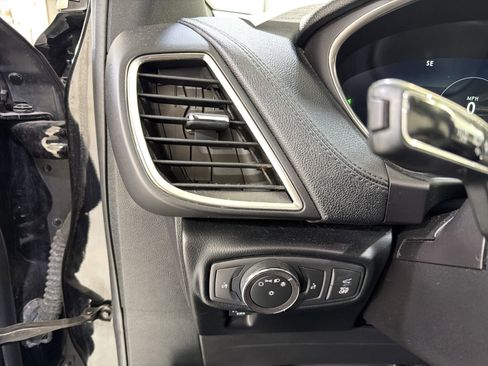 Used 2019 Lincoln Nautilus FWD image 20