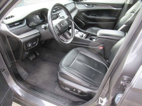 Used 2021 Jeep Grand Cherokee L Limited image 20