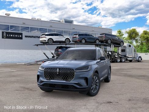 New 2026 Lincoln Aviator AWD image 2
