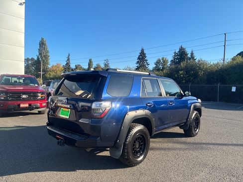 Used 2019 Toyota 4Runner SR5 Premium w/ Wilderness Package AWD/4WD image 6