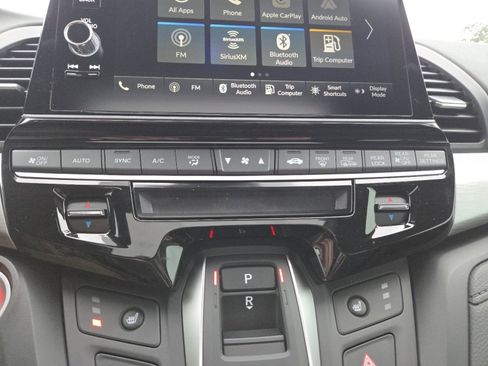 Certified 2026 Honda Odyssey EX-L image 30