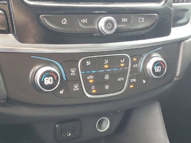 Used 2018 Chevrolet Traverse LT FWD image 26