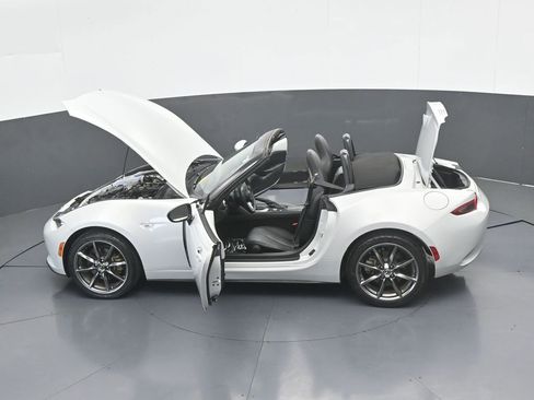 Used 2016 MAZDA MX-5 Miata Grand Touring image 60