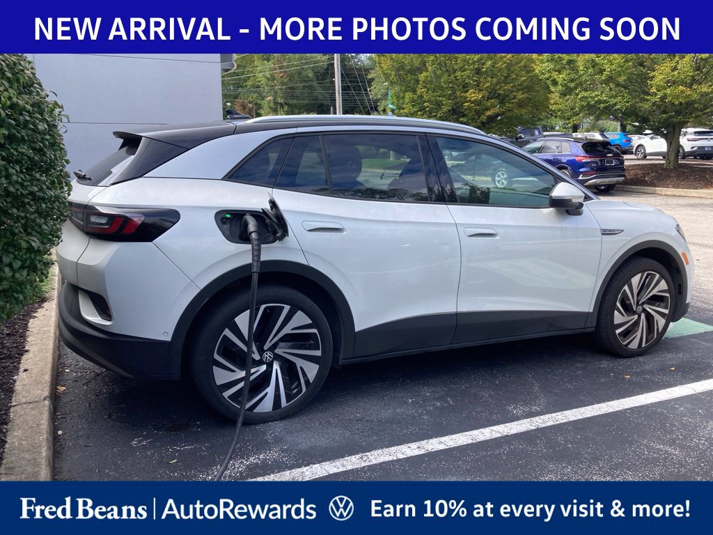 Used 2025 Volkswagen ID.4 Pro S Plus AWD/4WD image 6