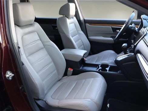 Used 2018 Honda CR-V Touring image 19