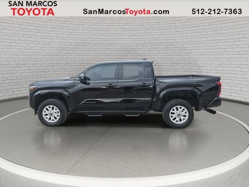 Used 2025 Toyota Tacoma SR5 image 8