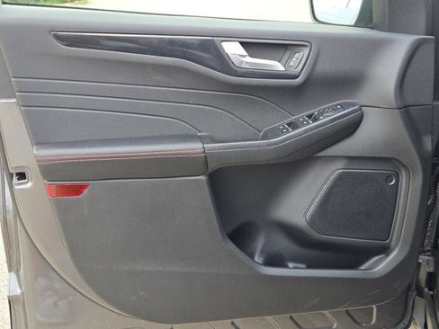 New 2025 Ford Escape ST-Line w/ Equipment Group 301A image 17