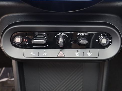 New 2026 MINI Cooper 2-Door Hardtop FWD image 13