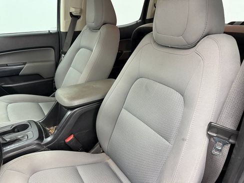 Used 2021 Chevrolet Colorado W/T w/ Custom Special Edition image 14