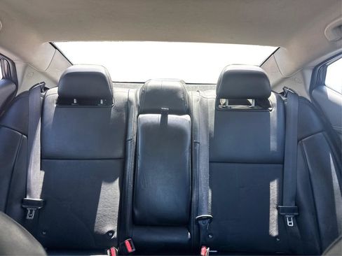 Used 2019 Nissan Maxima 3.5 SV w/ Floor Mat Group FWD image 12