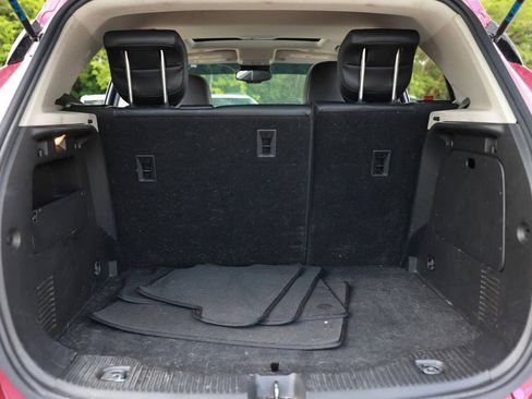 Used 2019 Buick Encore Essence FWD image 27