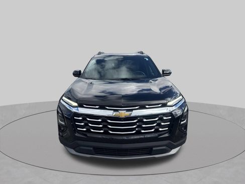 Used 2025 Chevrolet Equinox LT w/ Convenience Package II FWD image 9