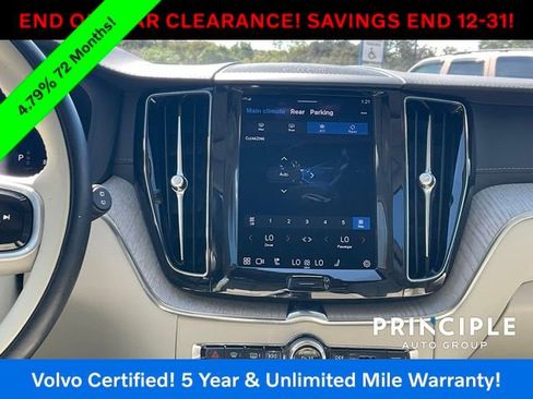 Certified 2023 Volvo XC60 B5 Ultimate w/ Protection Package Premier image 21