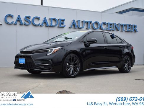 Used 2024 Toyota Corolla XSE image 1