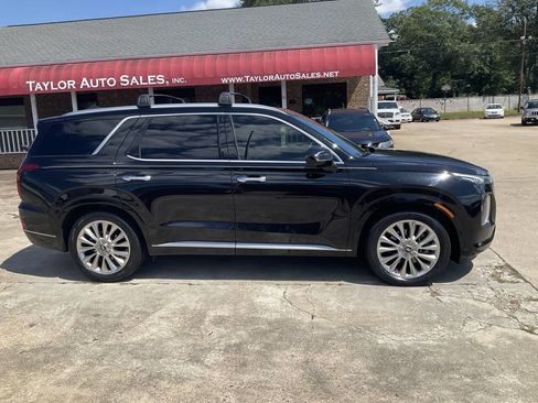 Used 2020 Hyundai Palisade Limited image 3