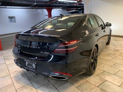 Used 2022 Genesis G70 3.3T w/ Sport Advanced Package image 7