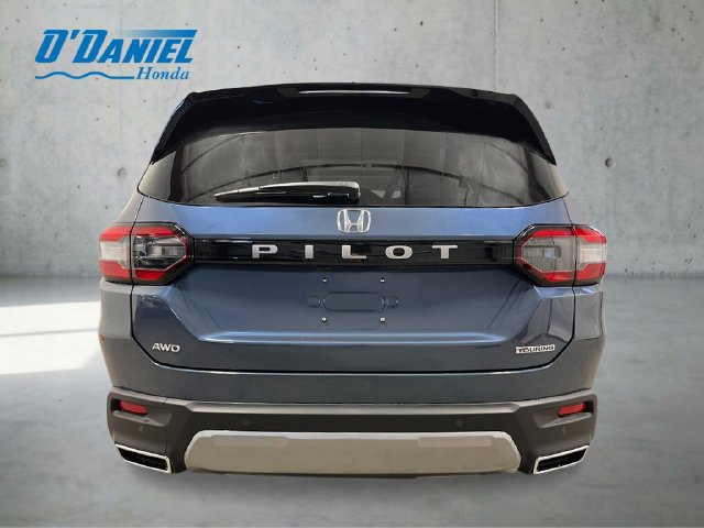 New 2026 Honda Pilot Touring image 4