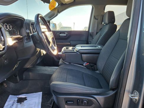 Used 2021 Chevrolet Silverado 1500 RST image 9