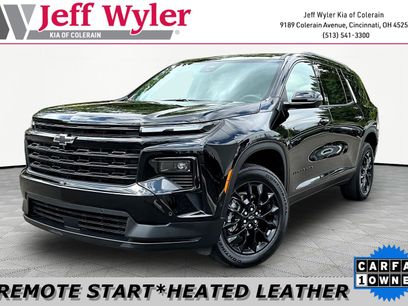 Used 2025 Chevrolet Traverse LT w/ Enhanced Driving Package
