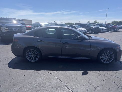 Used 2025 Alfa Romeo Giulia w/ Driving Assist Package RWD image 5