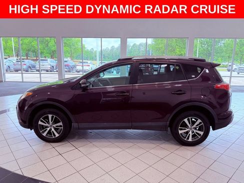 Used 2018 Toyota RAV4 XLE FWD image 4
