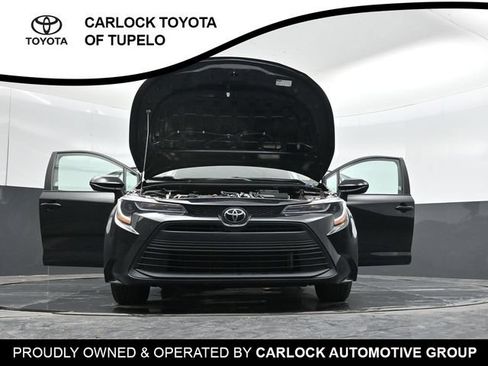 Used 2025 Toyota Corolla LE FWD image 50