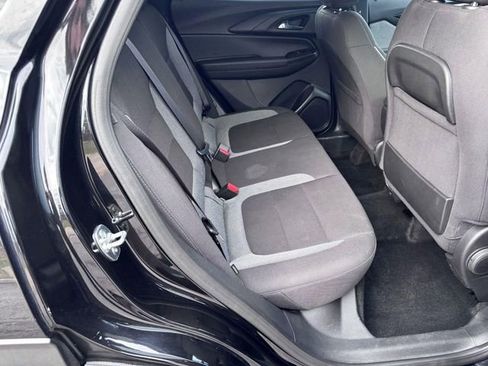 Used 2025 Chevrolet TrailBlazer LT image 32