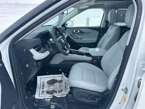 New 2026 Ford Explorer Platinum w/ LUX Leather Package AWD/4WD image 9