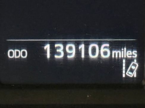 Used 2018 Toyota RAV4 XLE w/ Convenience Package AWD/4WD image 25