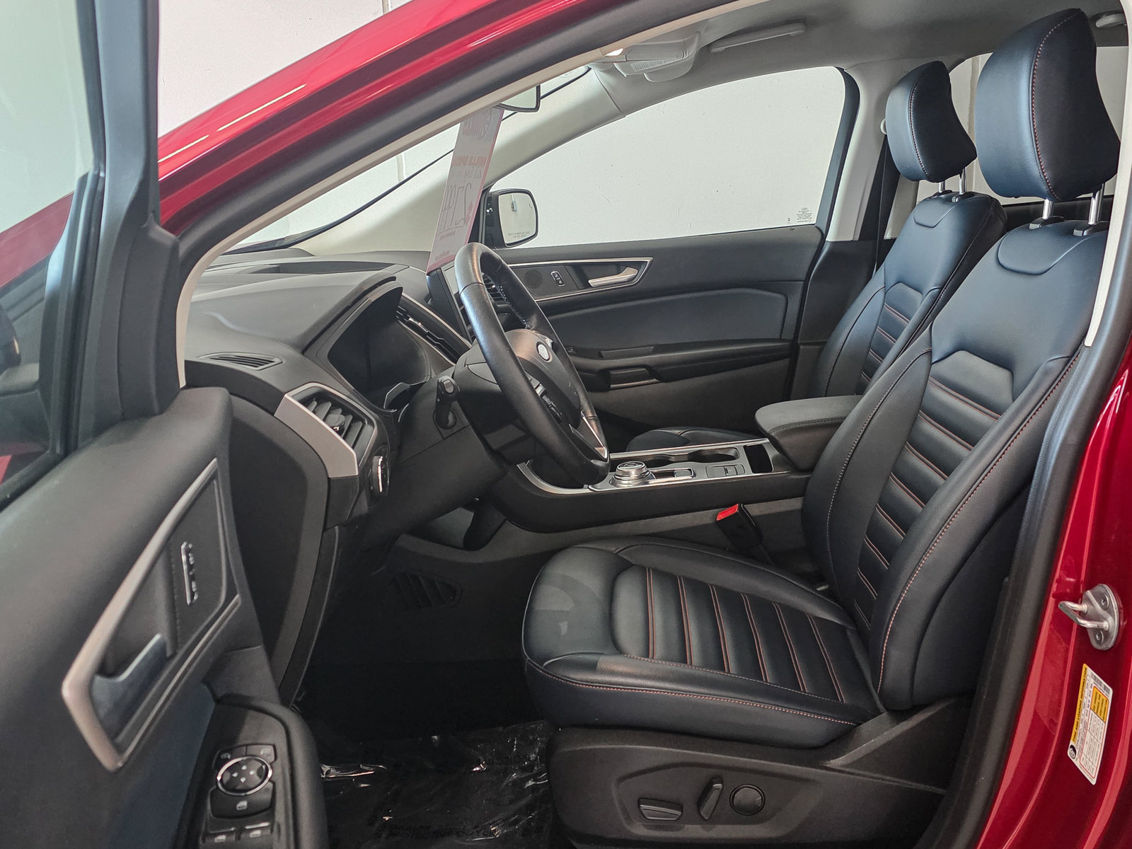 Used 2023 Ford Edge SEL w/ Sport Appearance Package AWD/4WD image 19