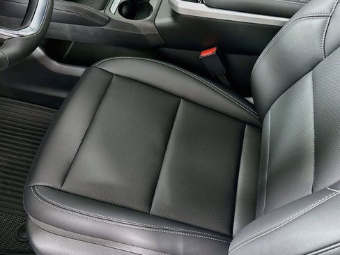 New 2027 GMC Terrain Elevation w/ Elevation Premium Package AWD/4WD image 13